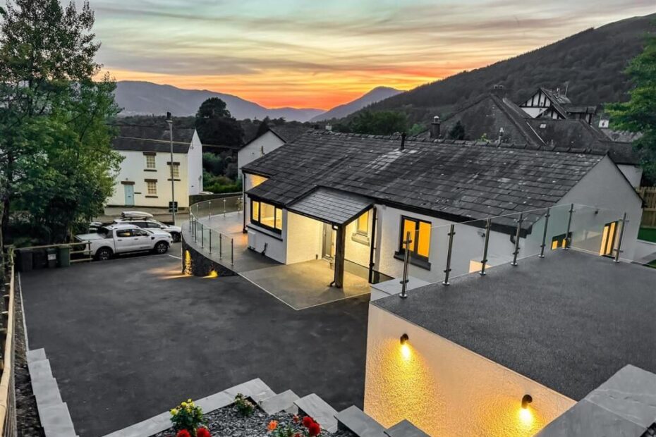Jaytrees holiday cottage in Keswick with Lake District fells at sunset